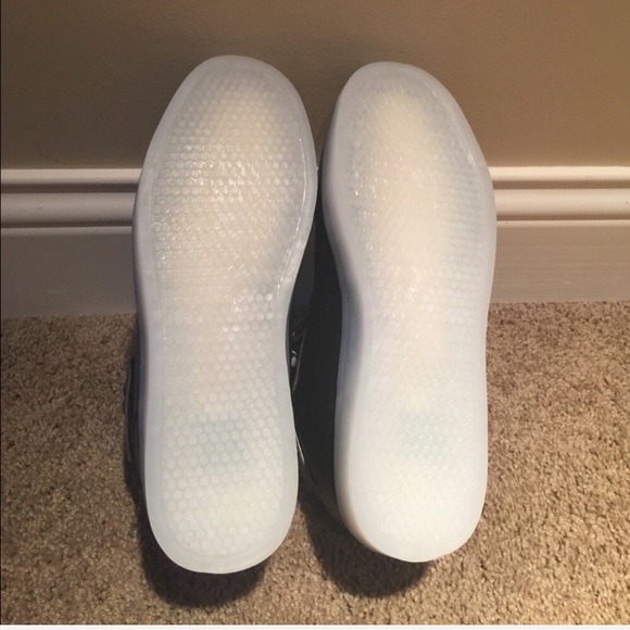 Light Up Hoverkicks - Picture 3 of 8